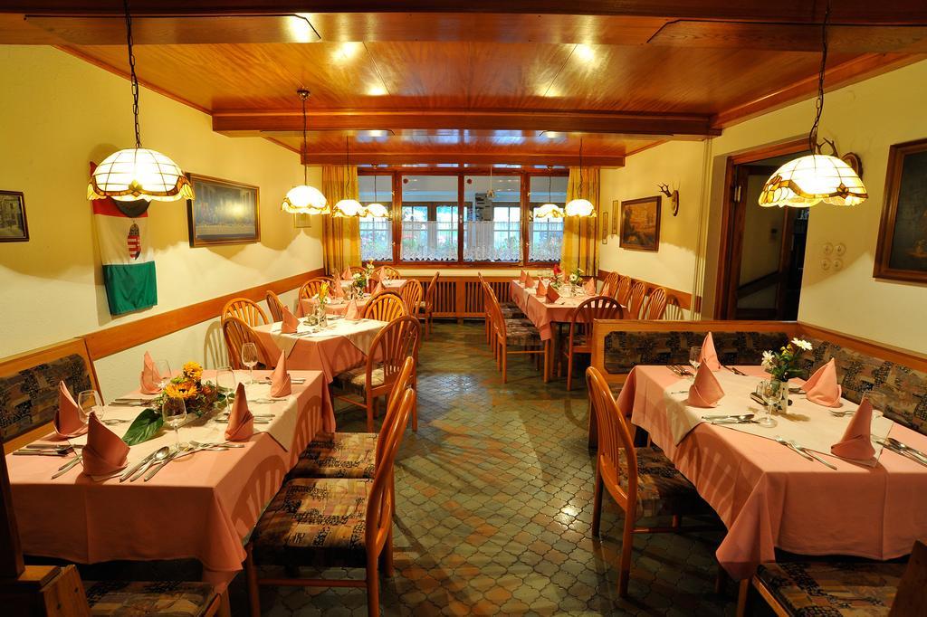 Angerhof Hotel Dorfstetten Eksteriør billede